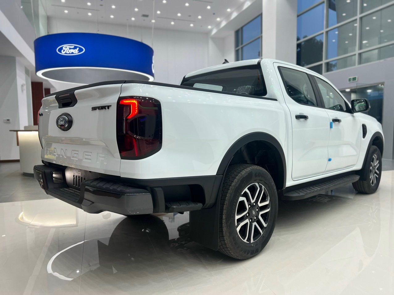 Ford Ranger Sport 2.0L 4x4 AT 2025